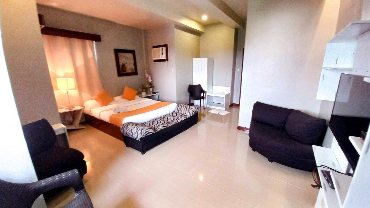 Pacific Waves Inn Baler Eksteriør billede